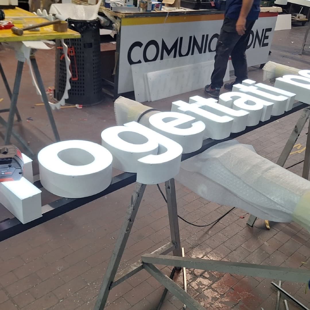 Lettere scatolate — realizzazione Gico Insegne conto terzi