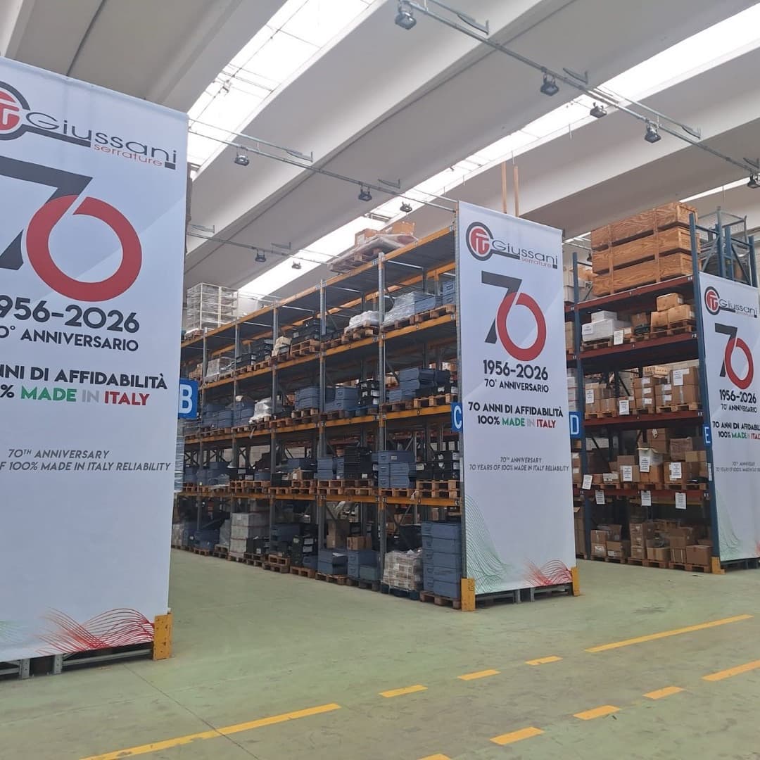 Allestimento in stampa grande formato per interni — realizzazione Gico Insegne